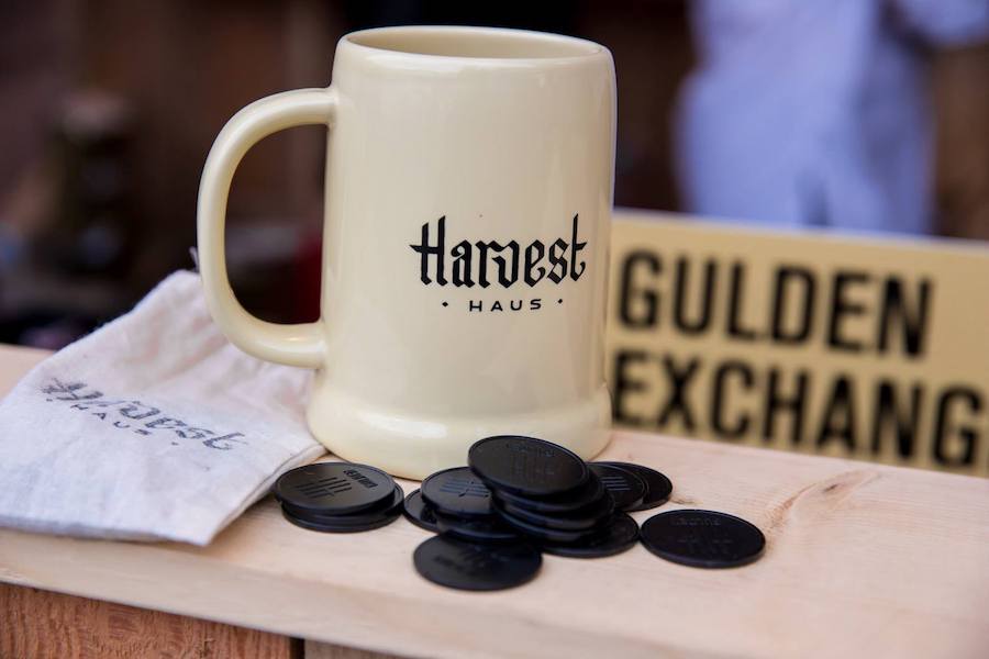 Harvest haus stein and gulden